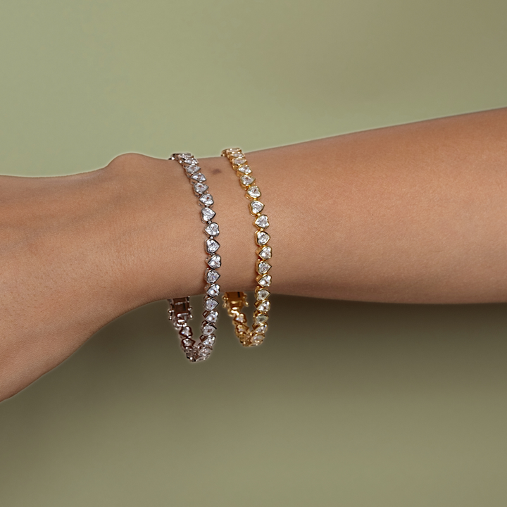 Sweet Spot Heart Bezel Tennis Bracelet